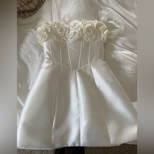 Elegant White Dress with Floral Accents